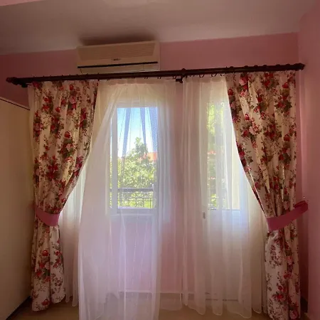 Maviev Ξενοδοχείο 3*