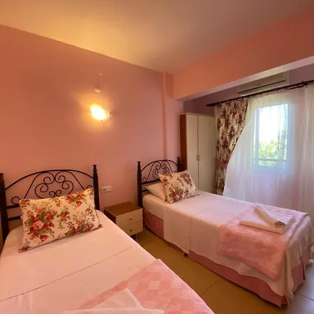 Maviev 酒店 Çeşme