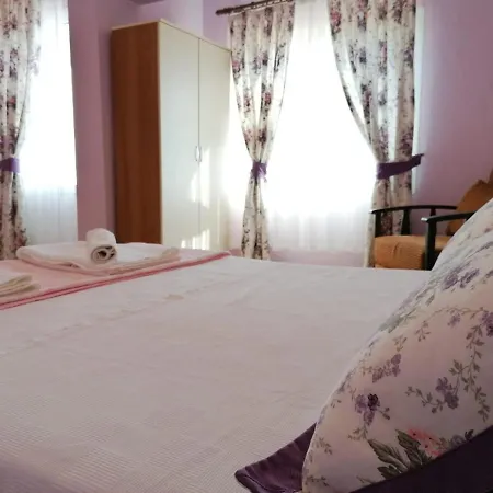 Maviev 酒店 Çeşme